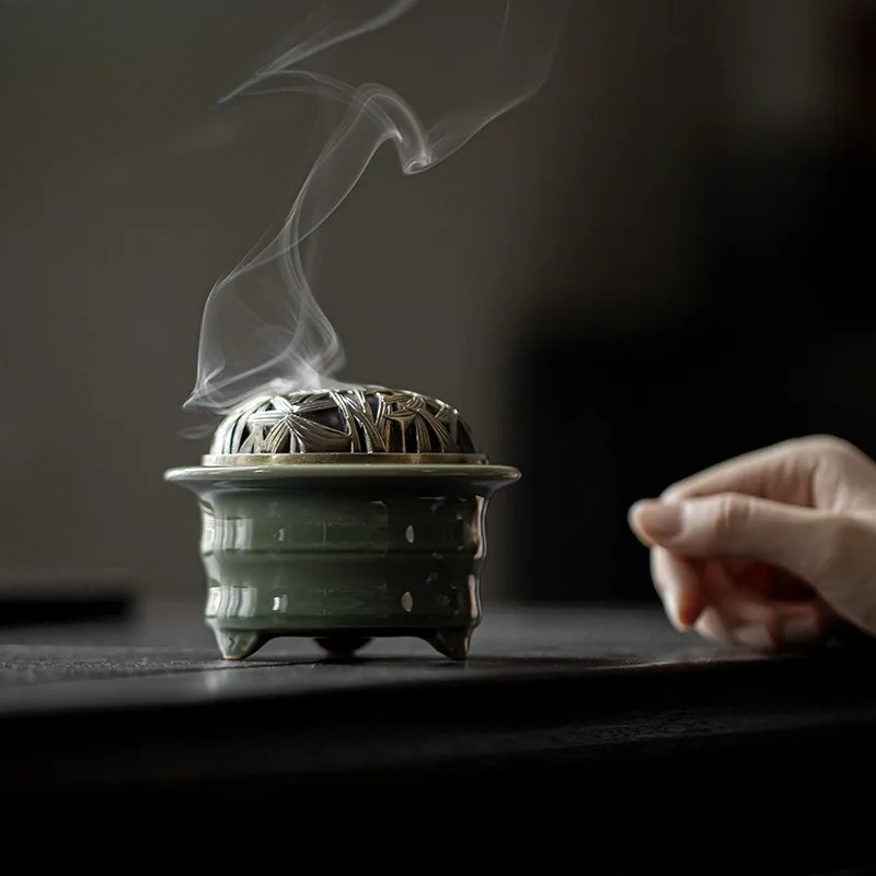 Yue Kiln Celadon Incense Holde - огляд і ціна Candle Glass Supplies
