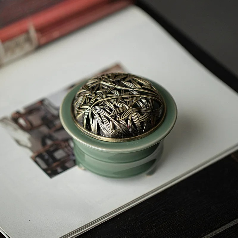 Yue Kiln Celadon Incense Holde - огляд і ціна Candle Glass Supplies